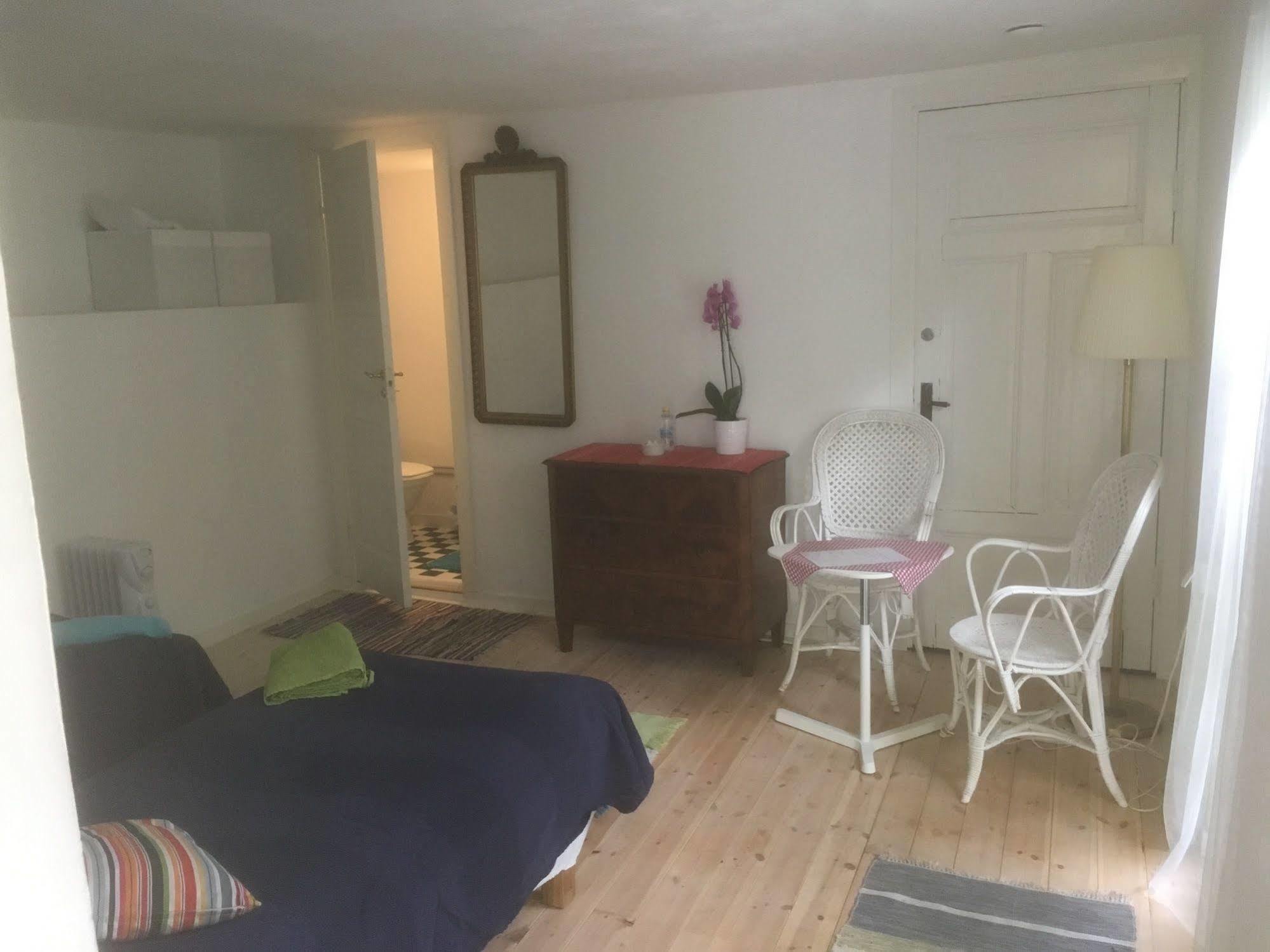 Stockholm B&B Cottage Nacka Luaran gambar